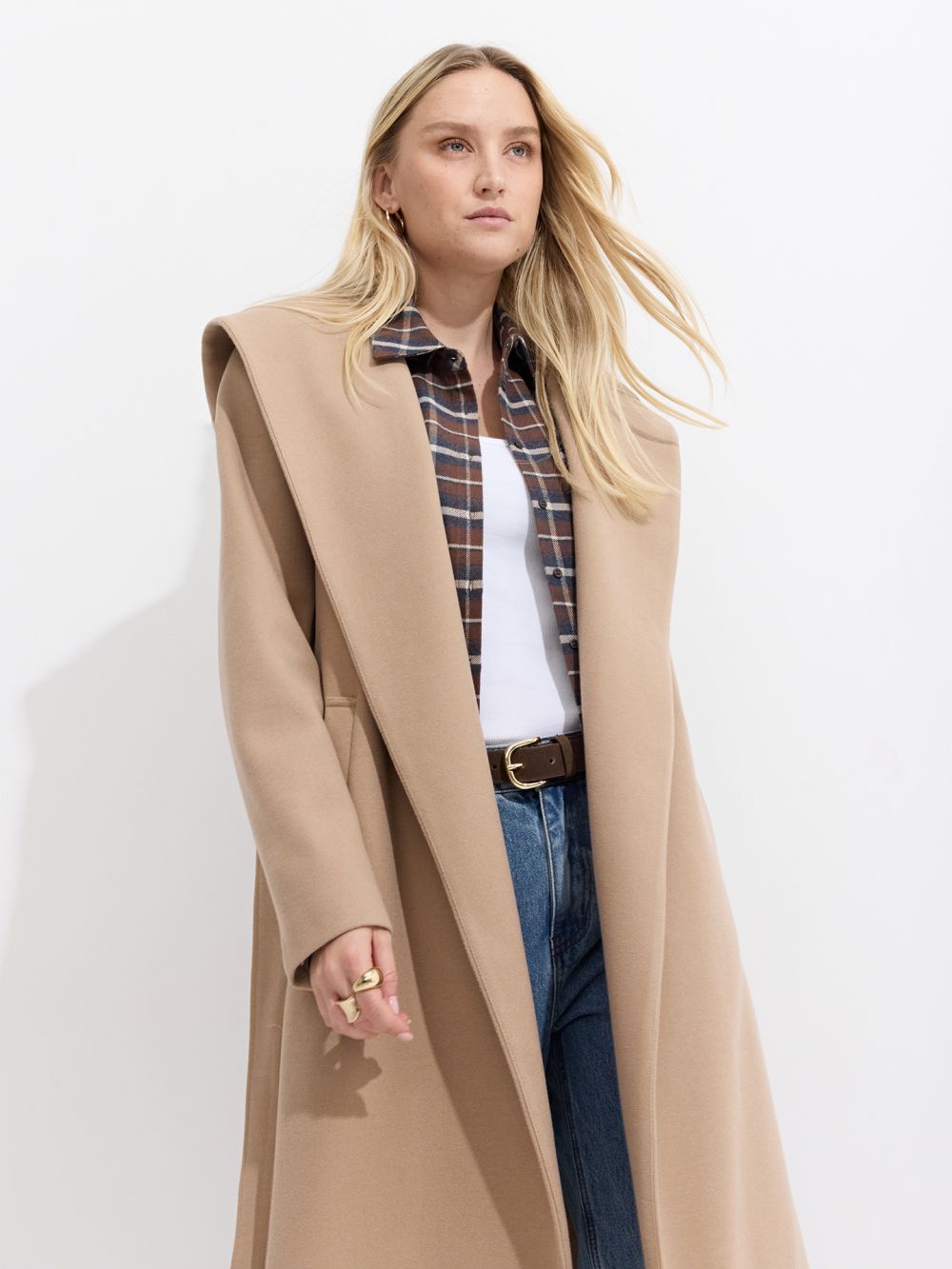 מעיל מעטפת עם חגורת קשירה