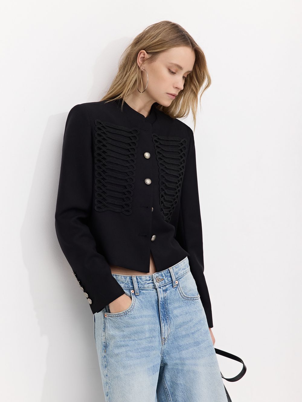 ז׳קט בסגנון צבאי