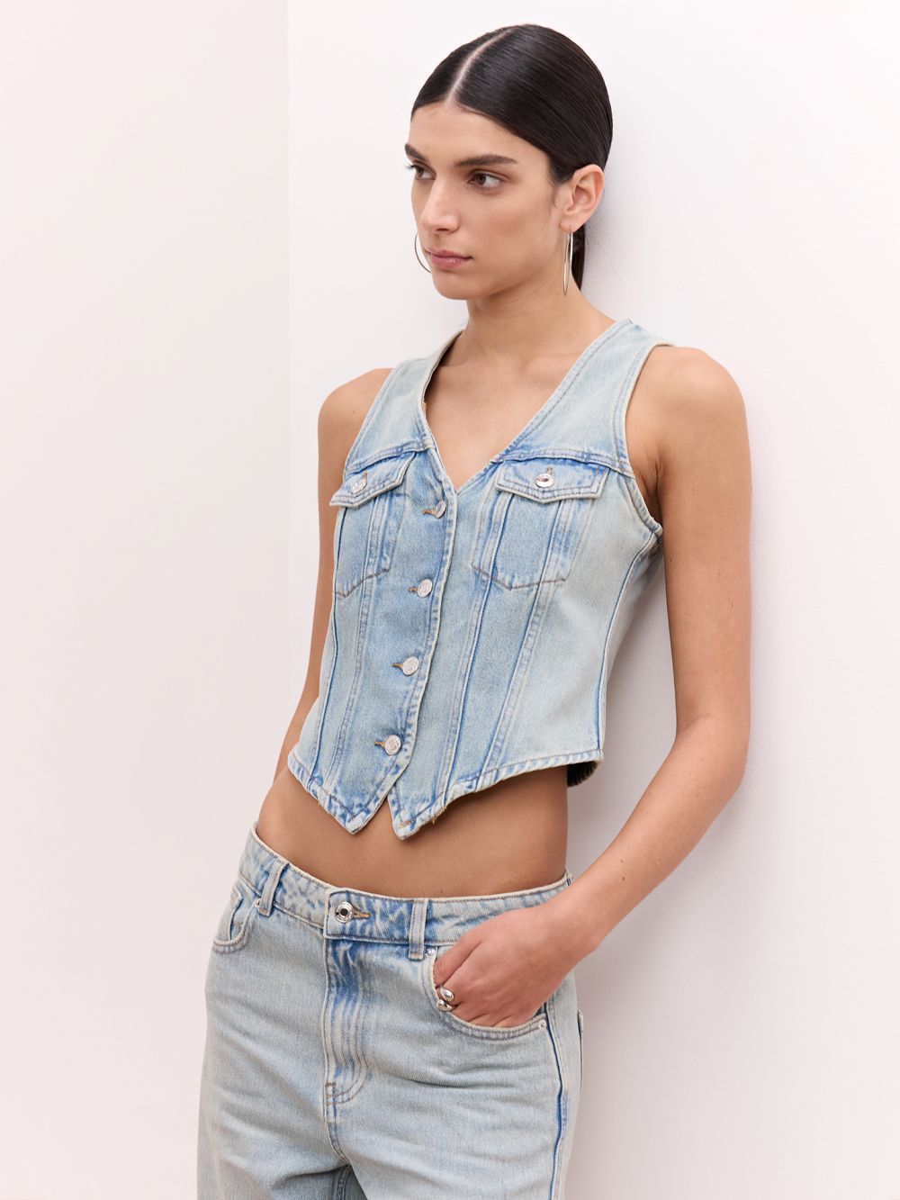 ווסט ג׳ינס קלאסי