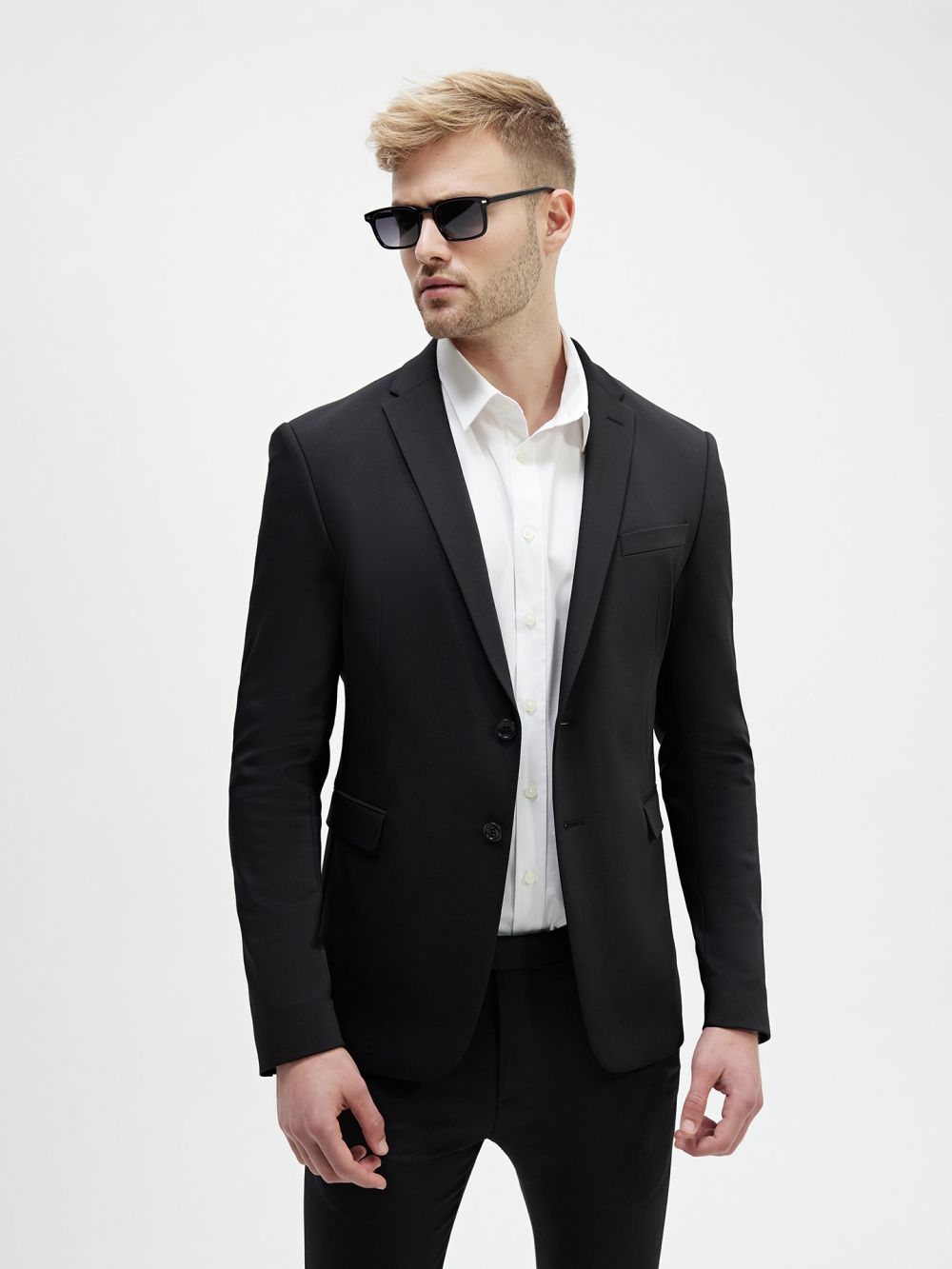 ז’קט מחוייט