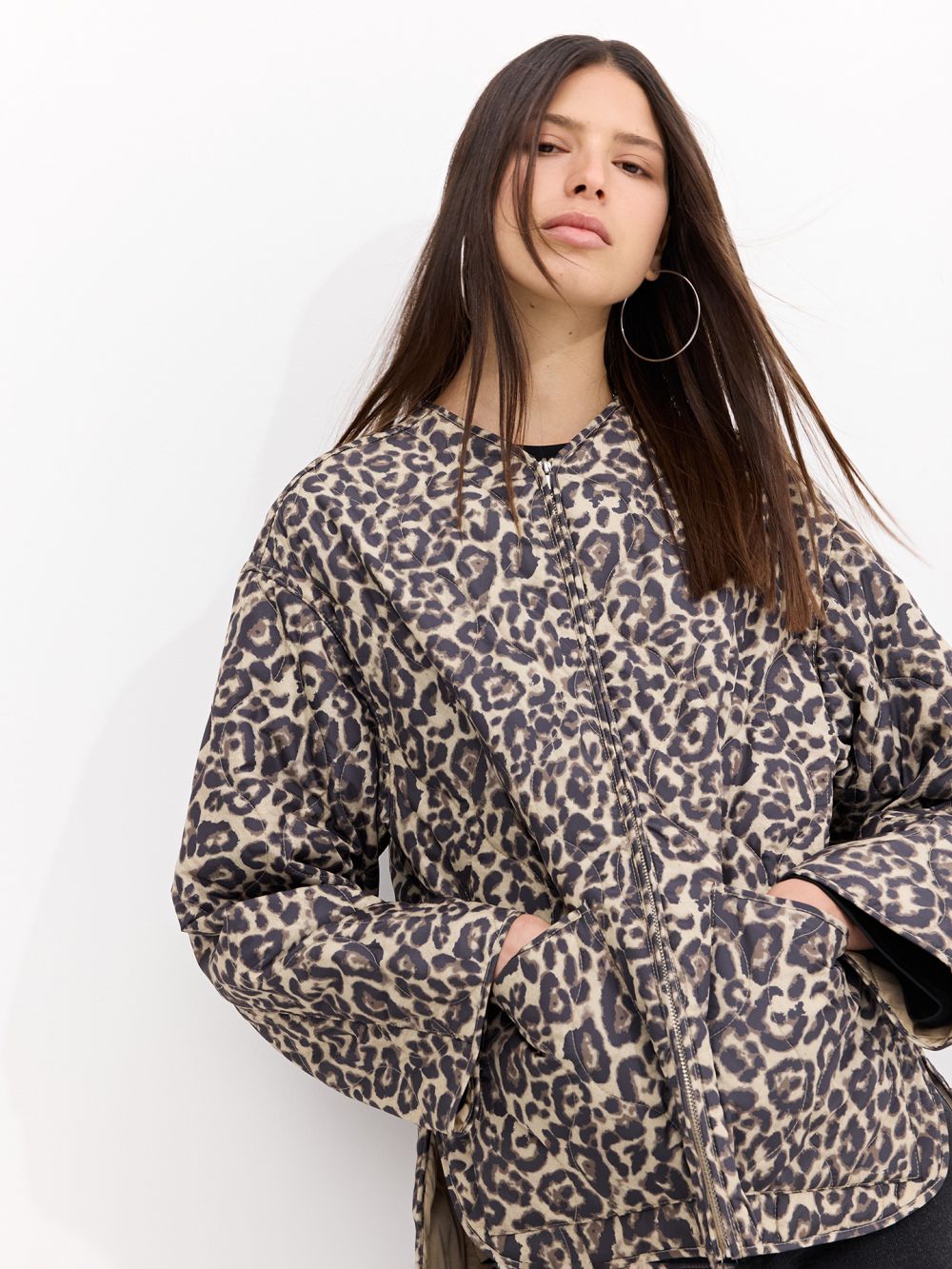 מעיל קווילט עם רוכסן