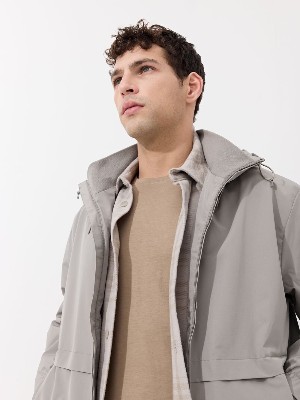 מעיל ניילון