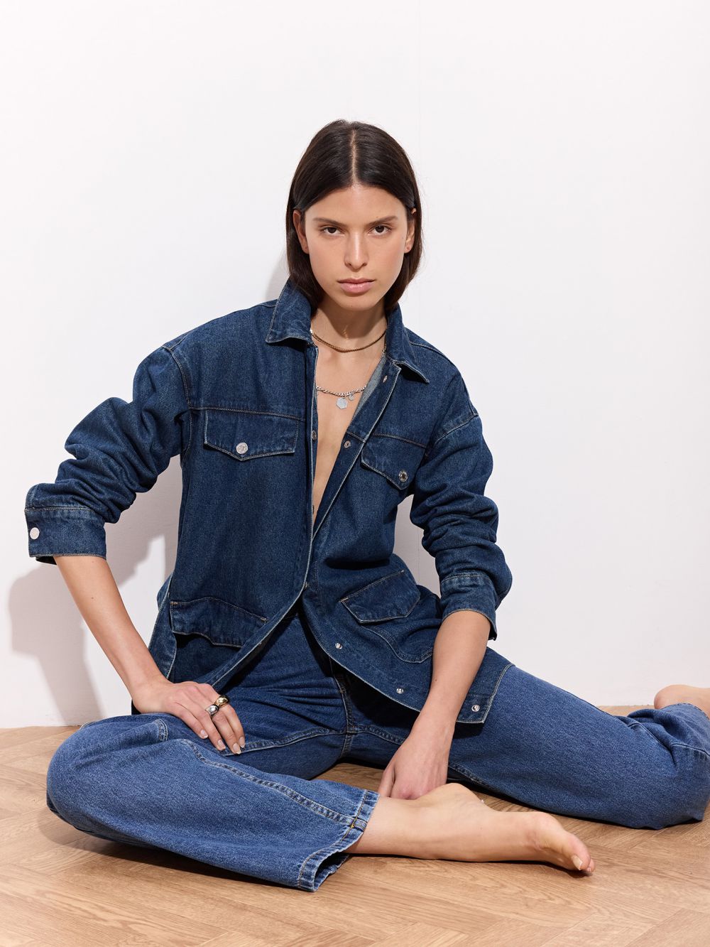 ג׳קט ג׳ינס אוברסייז עם חגורה