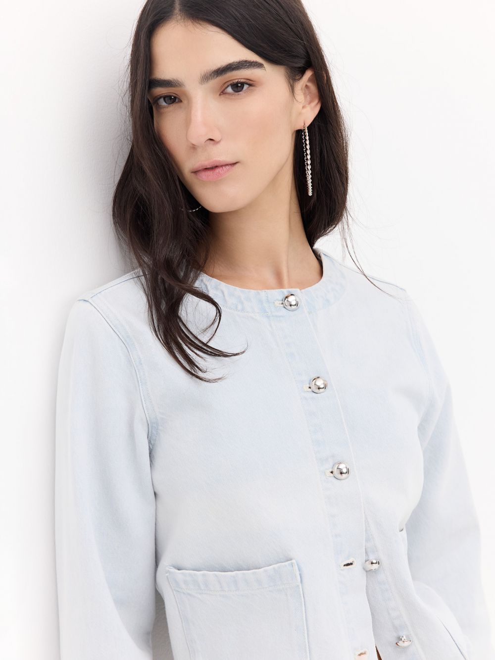 ג׳קט ג׳ינס בסגנון מחוייט