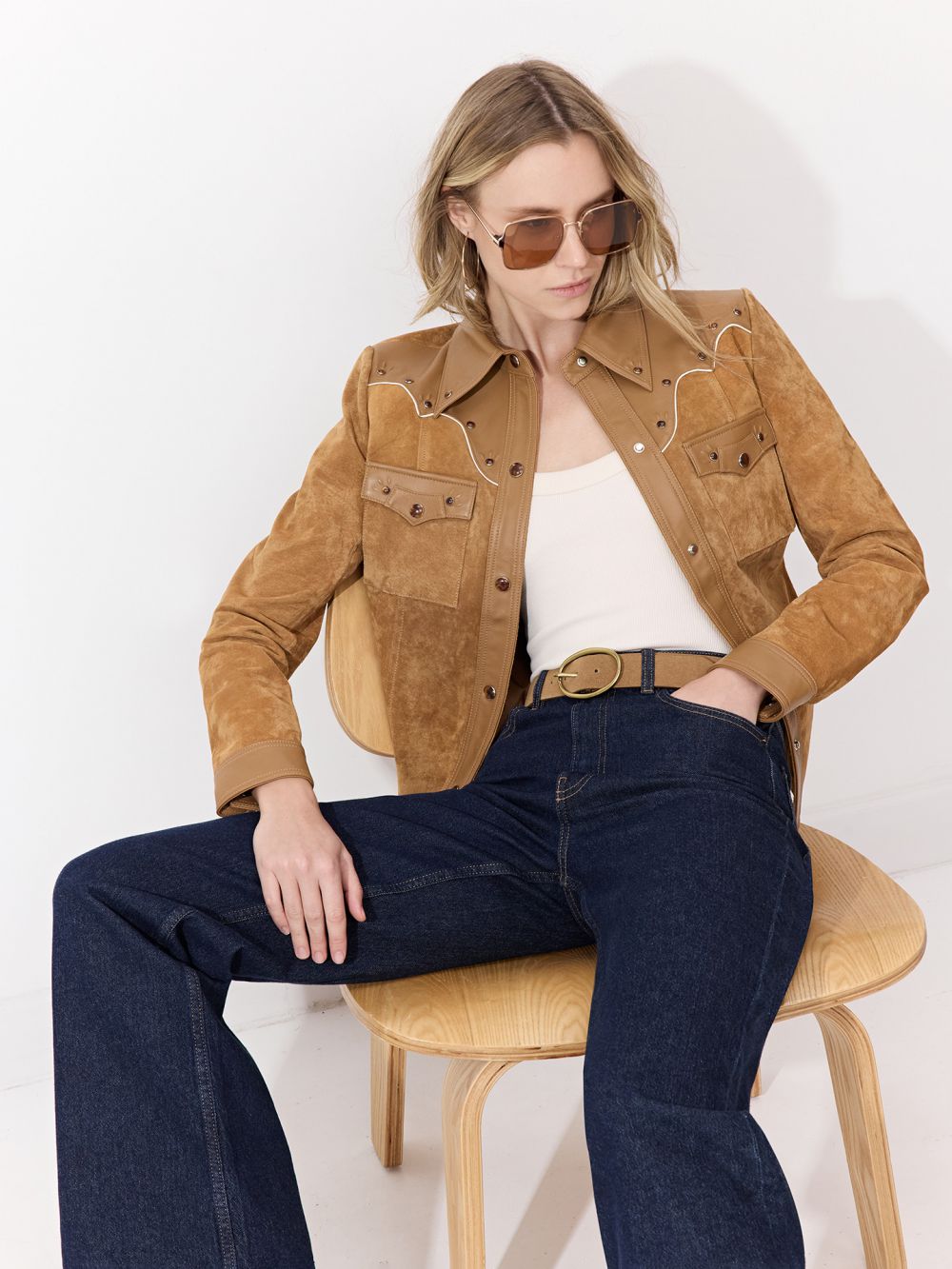 ז׳קט זמש עם שילובי עור