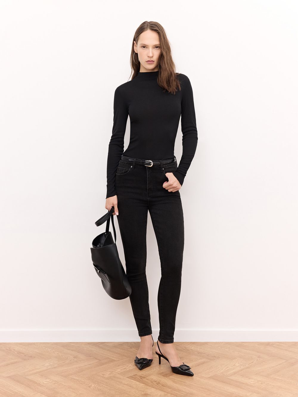 ג׳ינס SKINNY בגזרה גבוהה