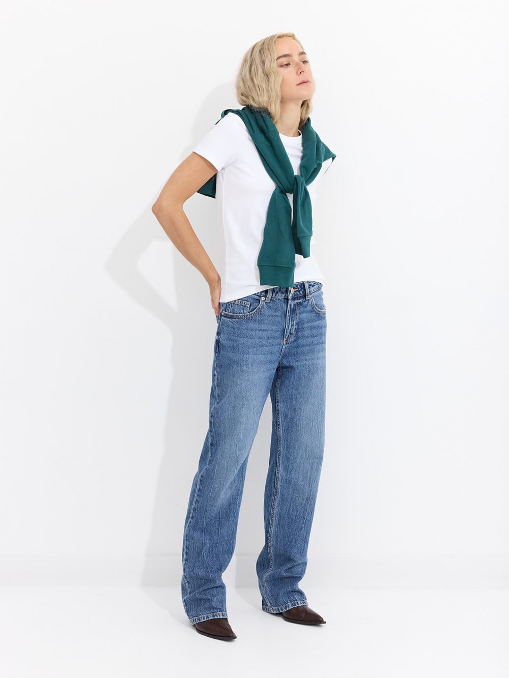 ג’ינס בגזרה גבוהה STRAIGHT