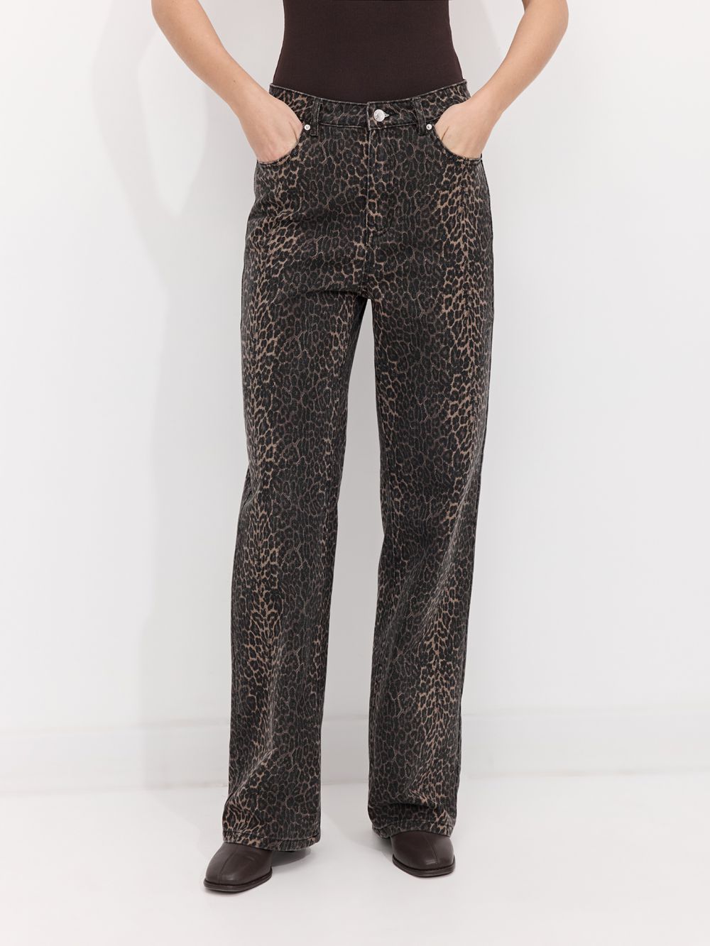 ג׳ינס בגזרה גבוהה WIDE-LEG