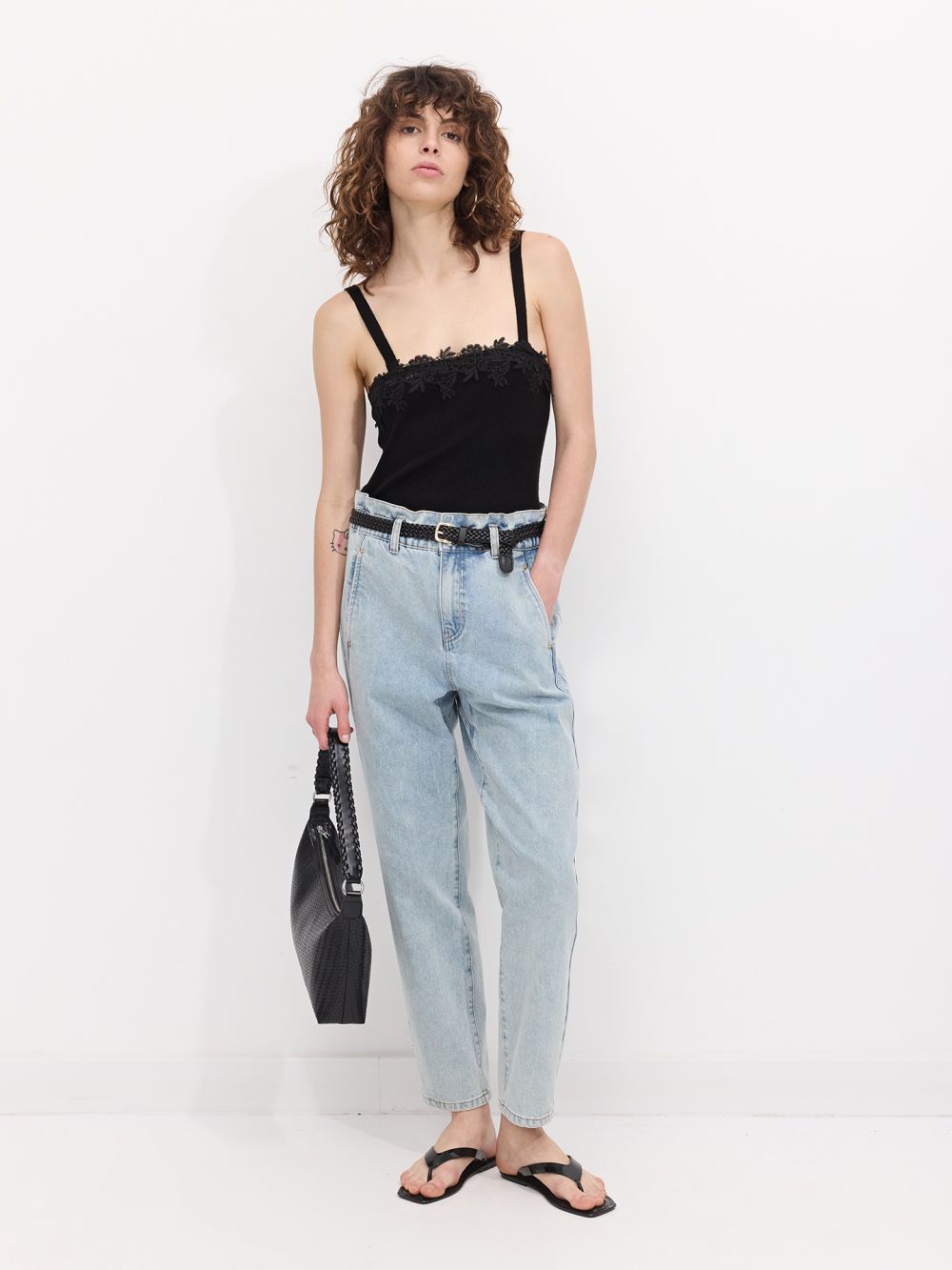 ג׳ינס BAGGY עם חגורה