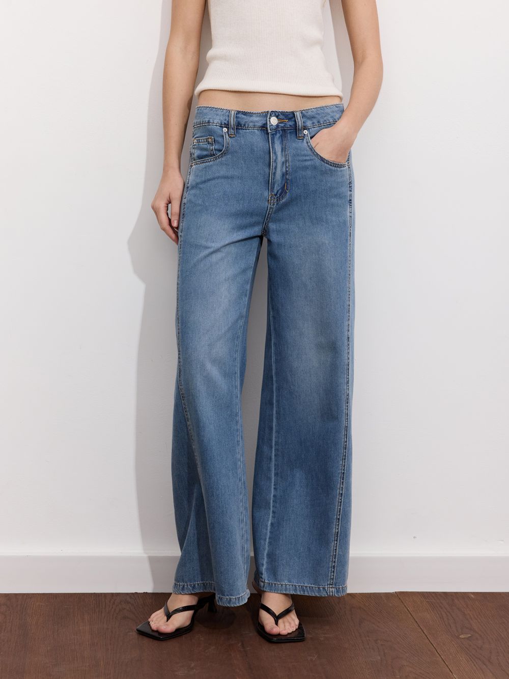 ג׳ינס דק BALLOON גובה מותן בינוני