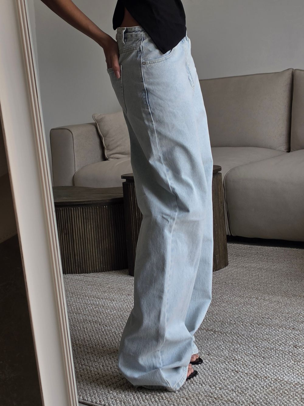 ג’ינס WIDE-LEG