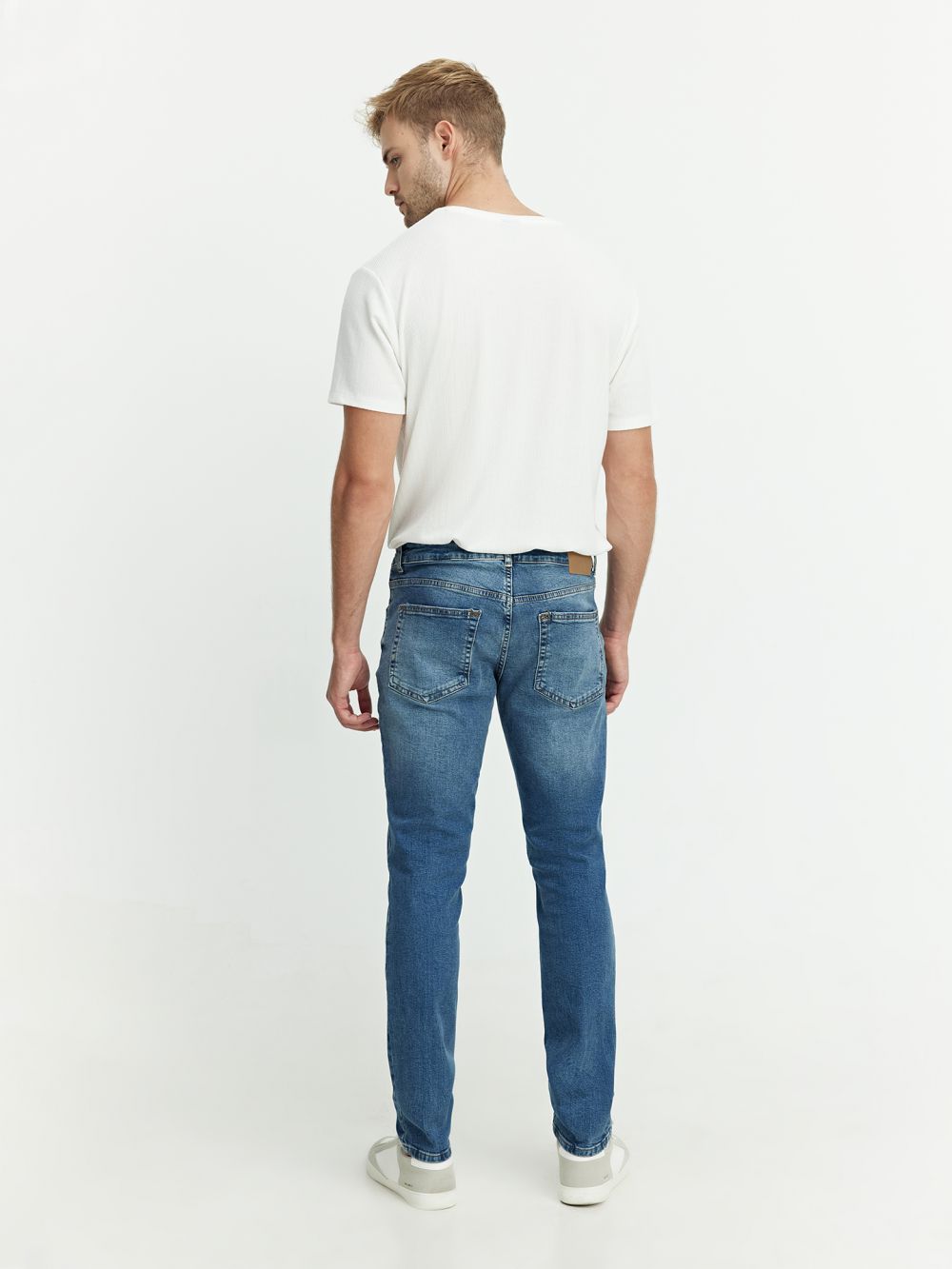 ג’ינס פרימיום SUPER SLIM