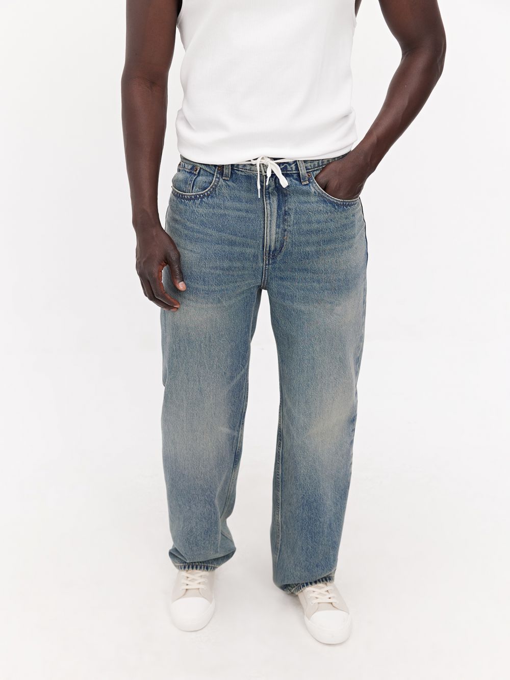 מכנסי ג’ינס רחבים