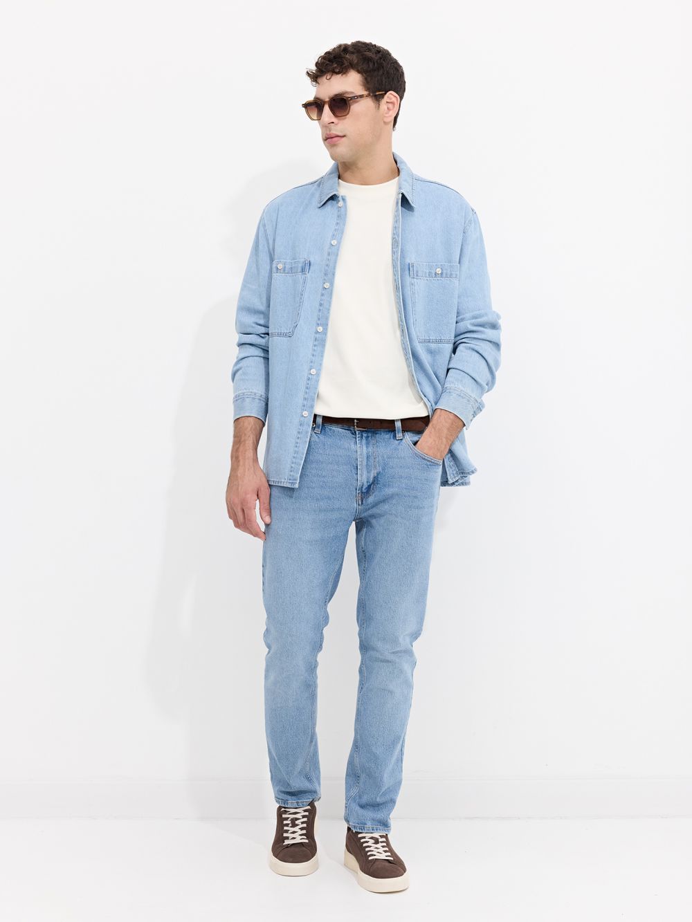 ג׳ינס בגזרת SLIM