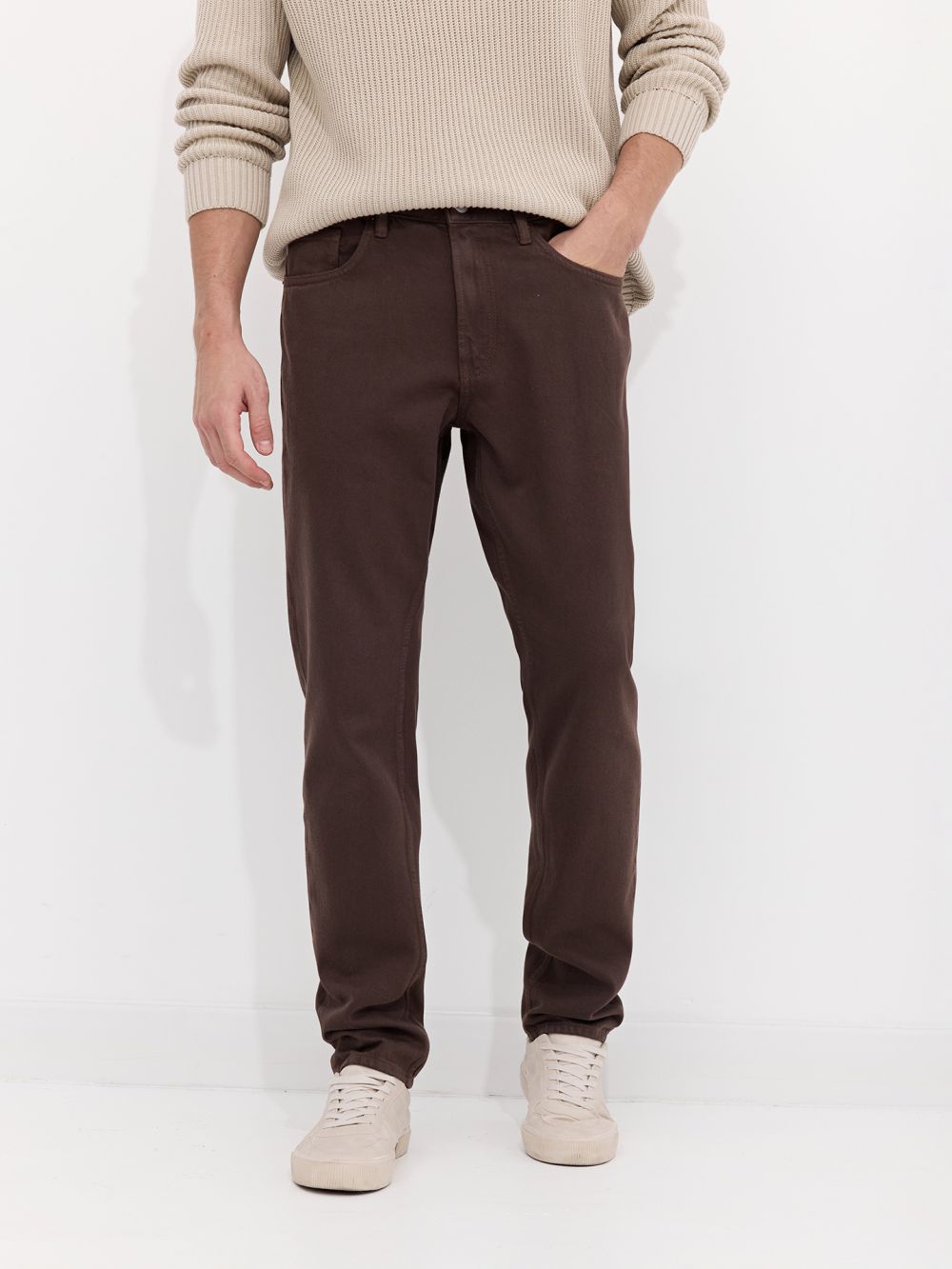 ג׳ינס בגזרת SLIM