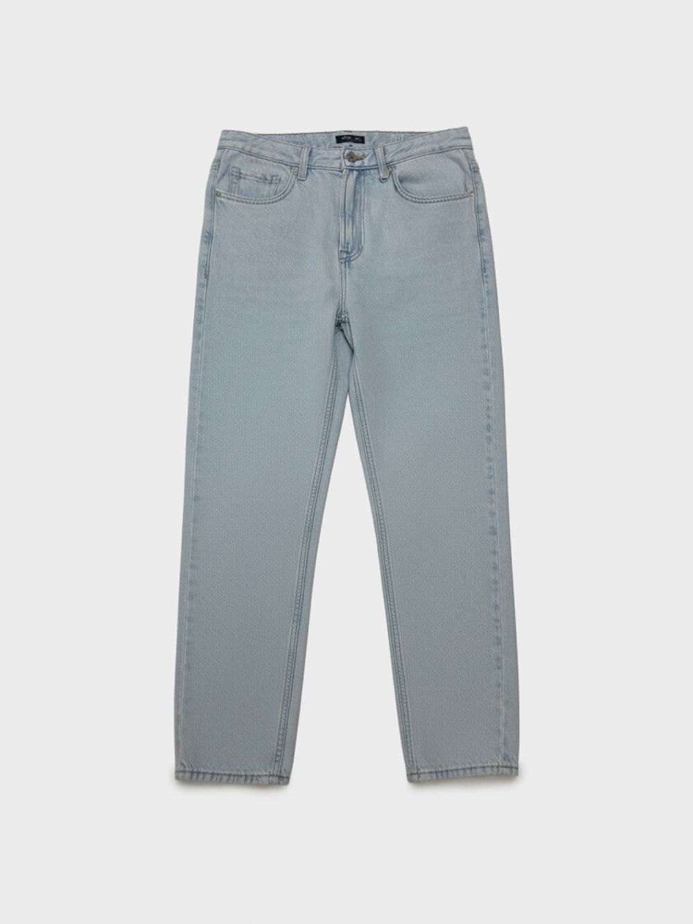 ג׳ינס בגזרת straight vintage