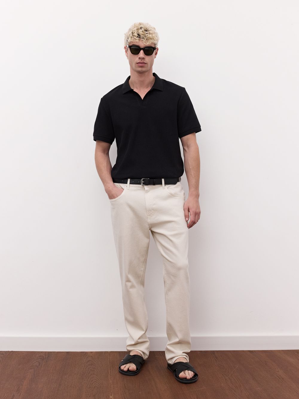 ג’ינס בגזרת SLIM