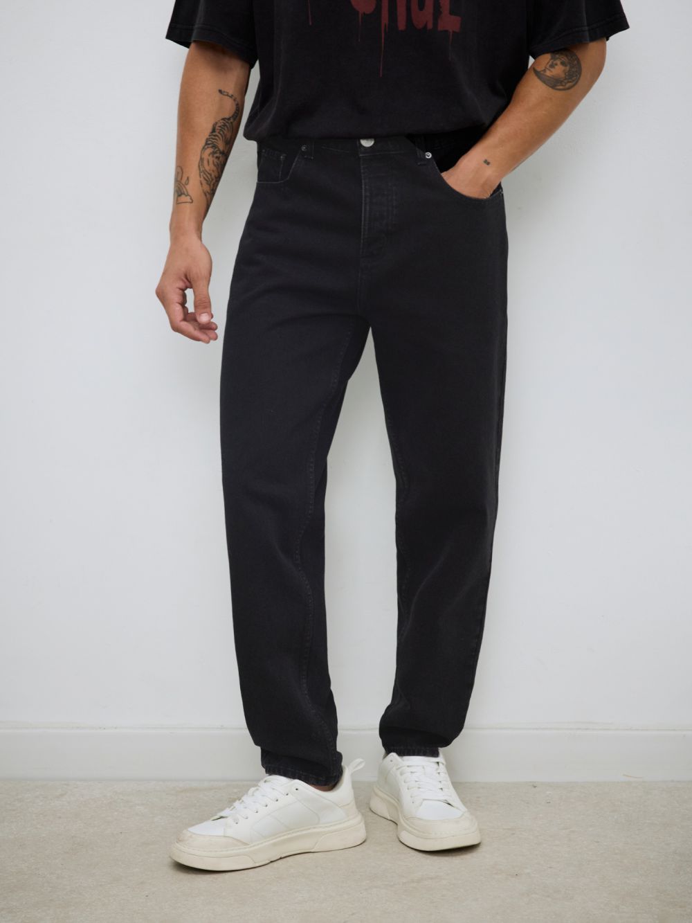 ג׳ינס בגזרת straight vintage