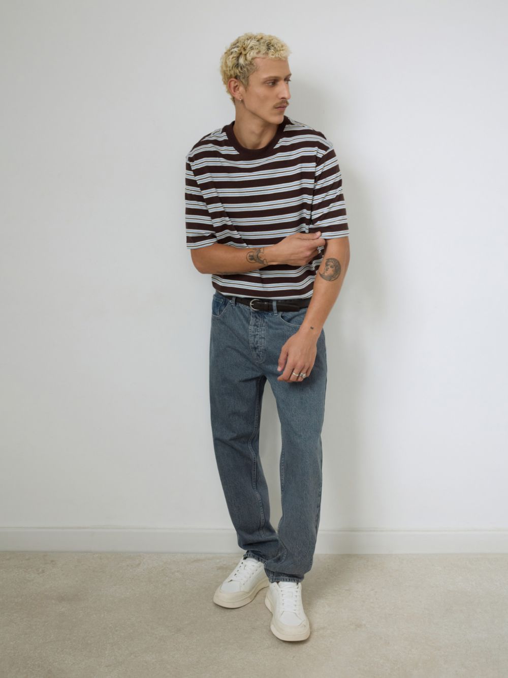 ג׳ינס בגזרת straight vintage