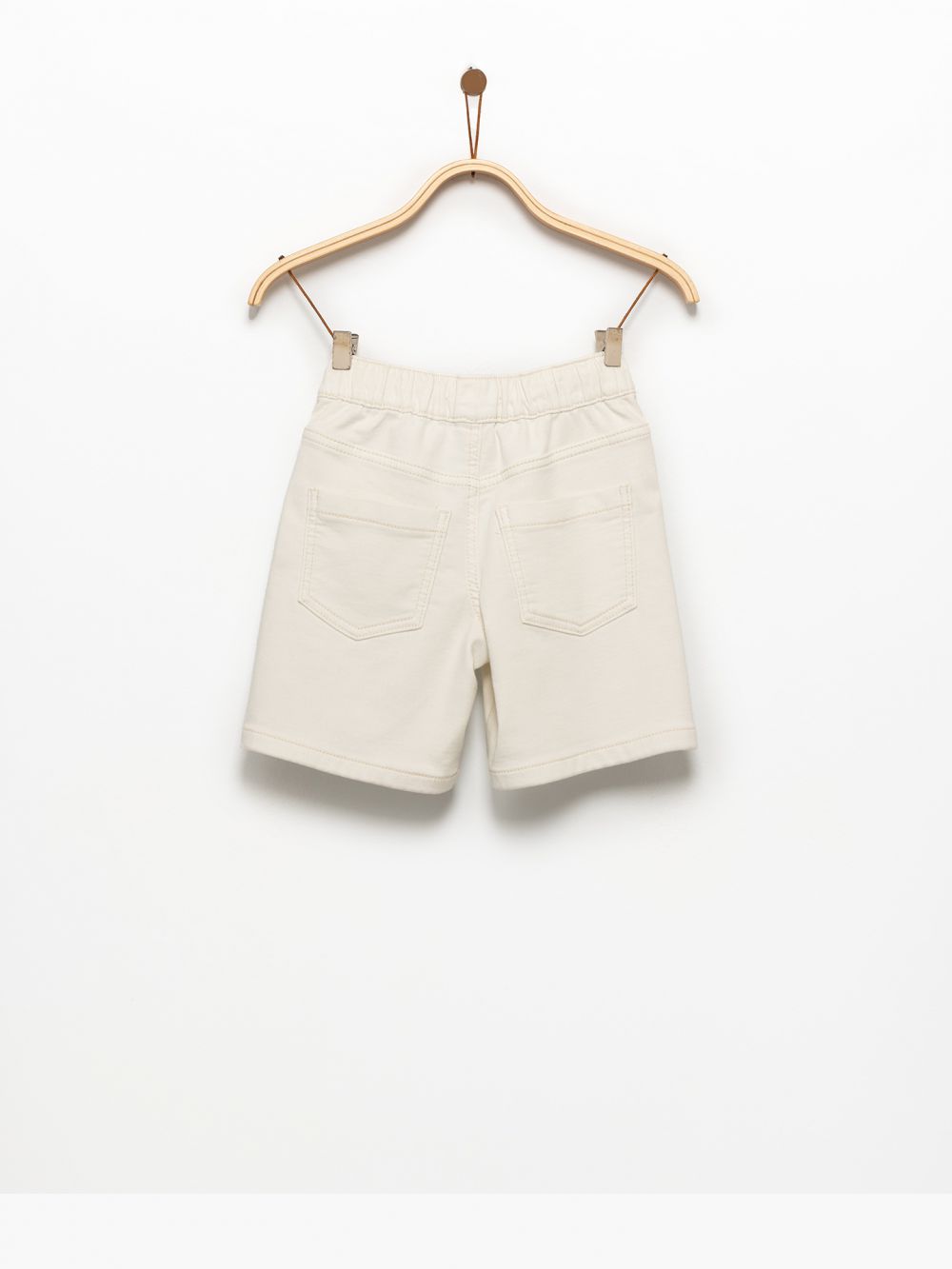 ברמודה מג׳ינס ג׳וגר