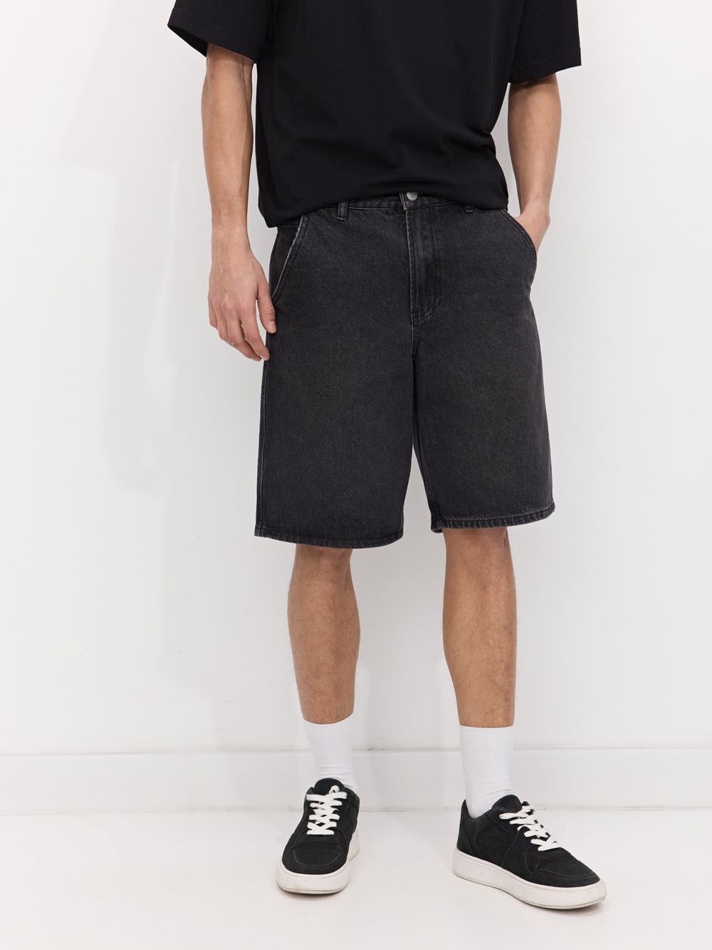 ג׳ינס סקייטר קצר