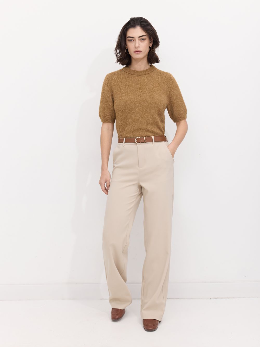 מכנסיים מחויטים WIDE-LEG עם חגורה