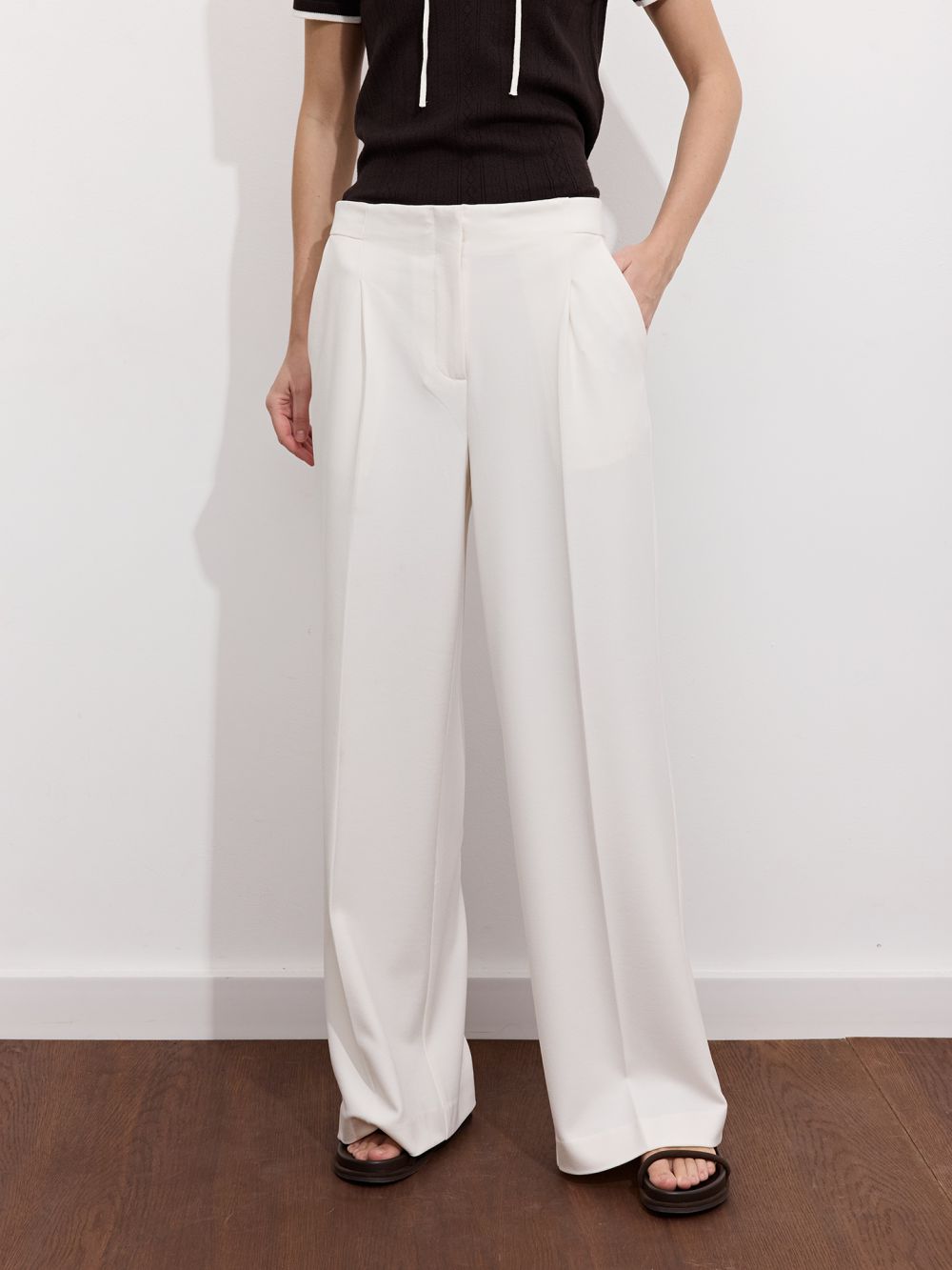 מכנסיים מחוייטים