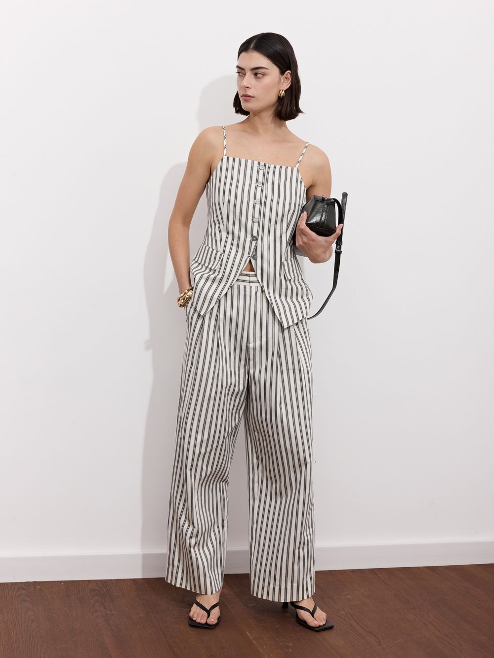 מכנסיים מחוייטים