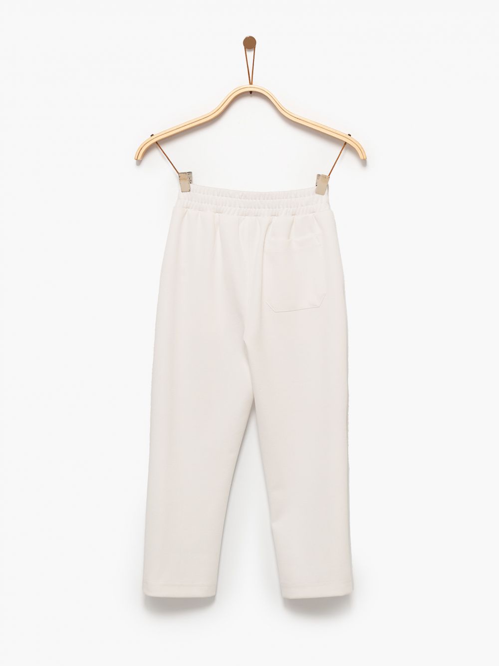 מכנסיים מבד טקסטורה