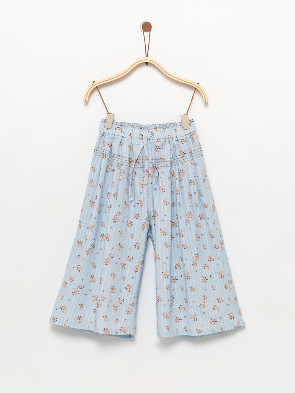 מכנסיים מודפסים