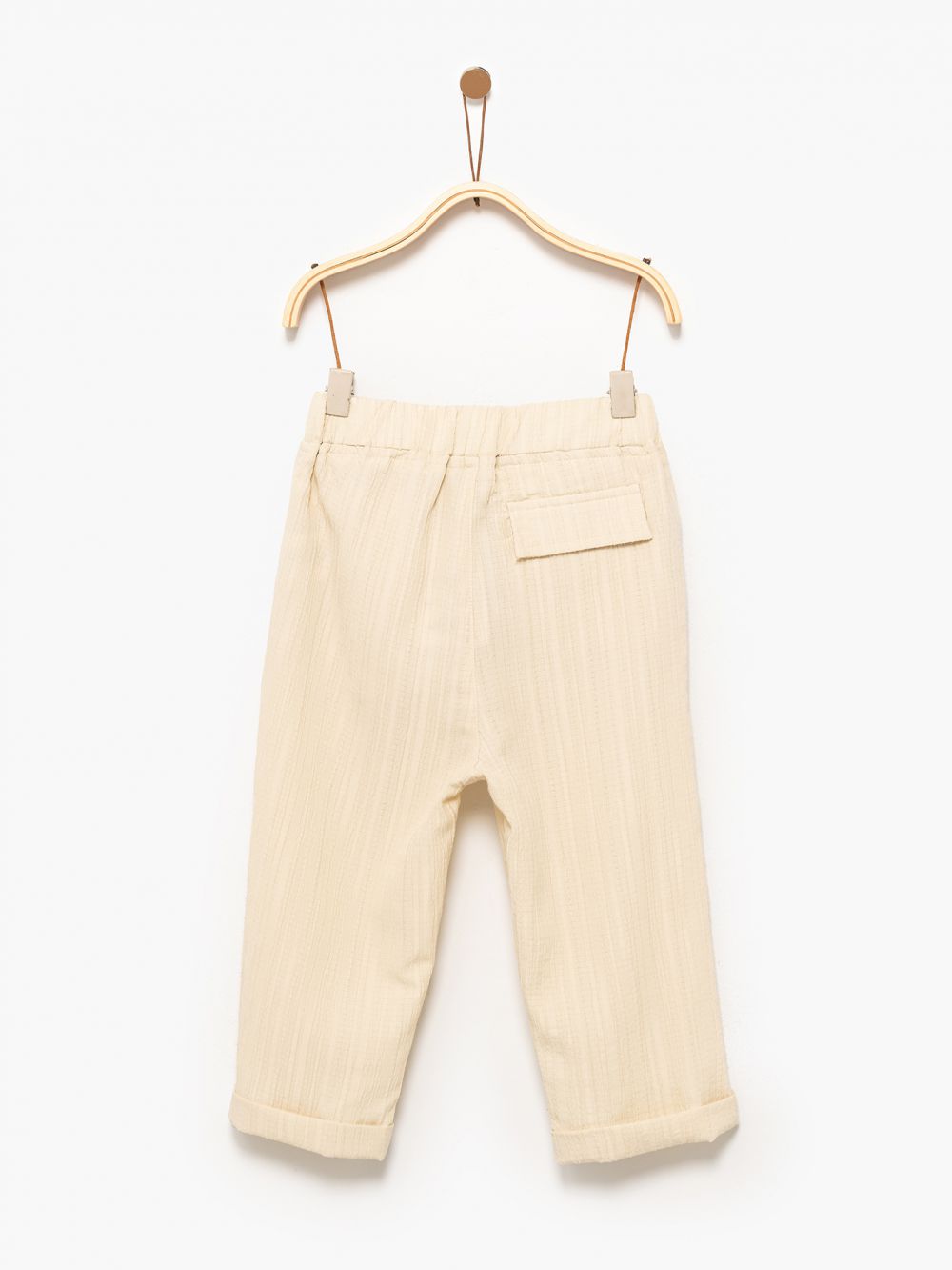 מכנסי אריג עם קפלים