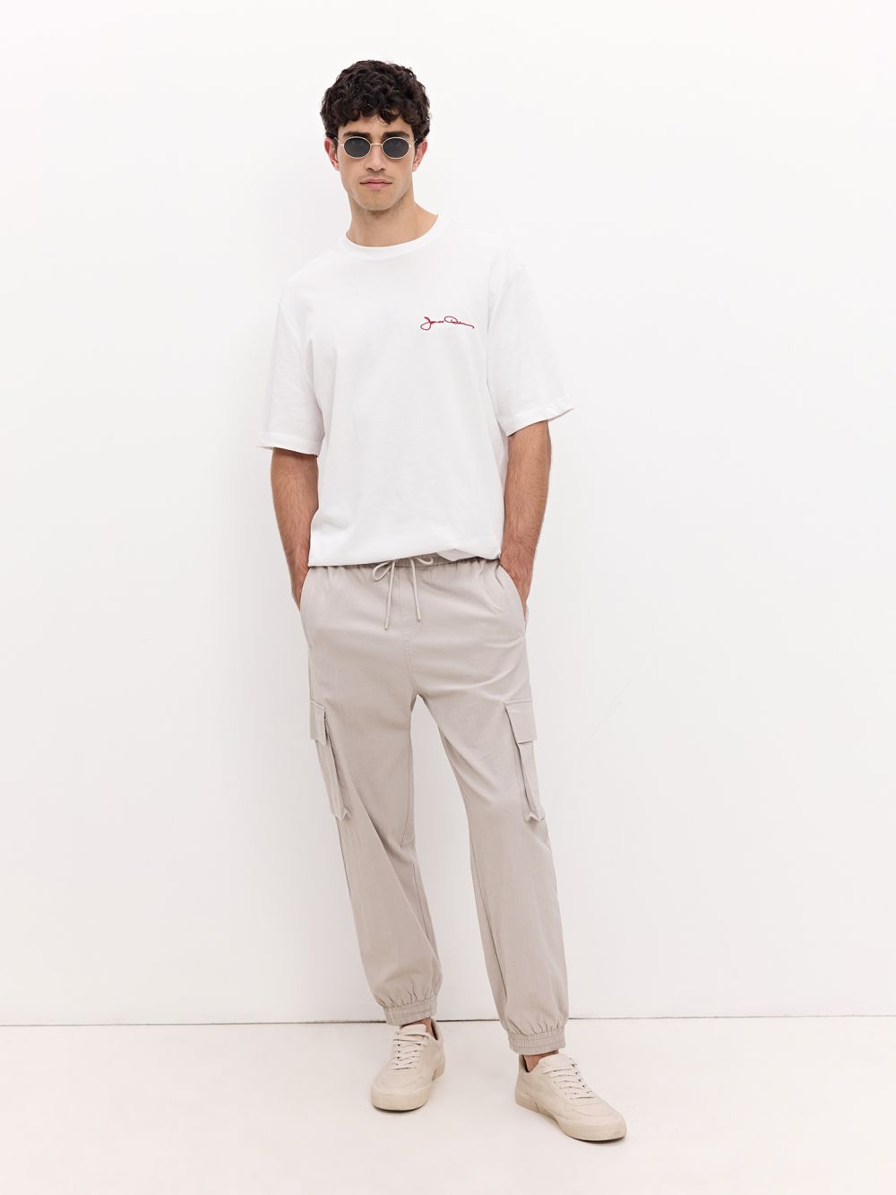 דגמ״ח JOGGER עם מותן אלסטית