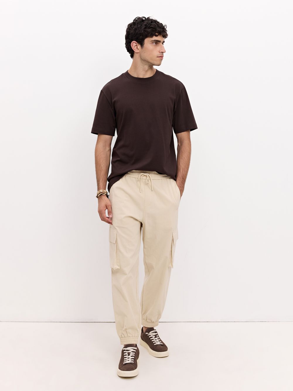 דגמ״ח JOGGER עם מותן אלסטית