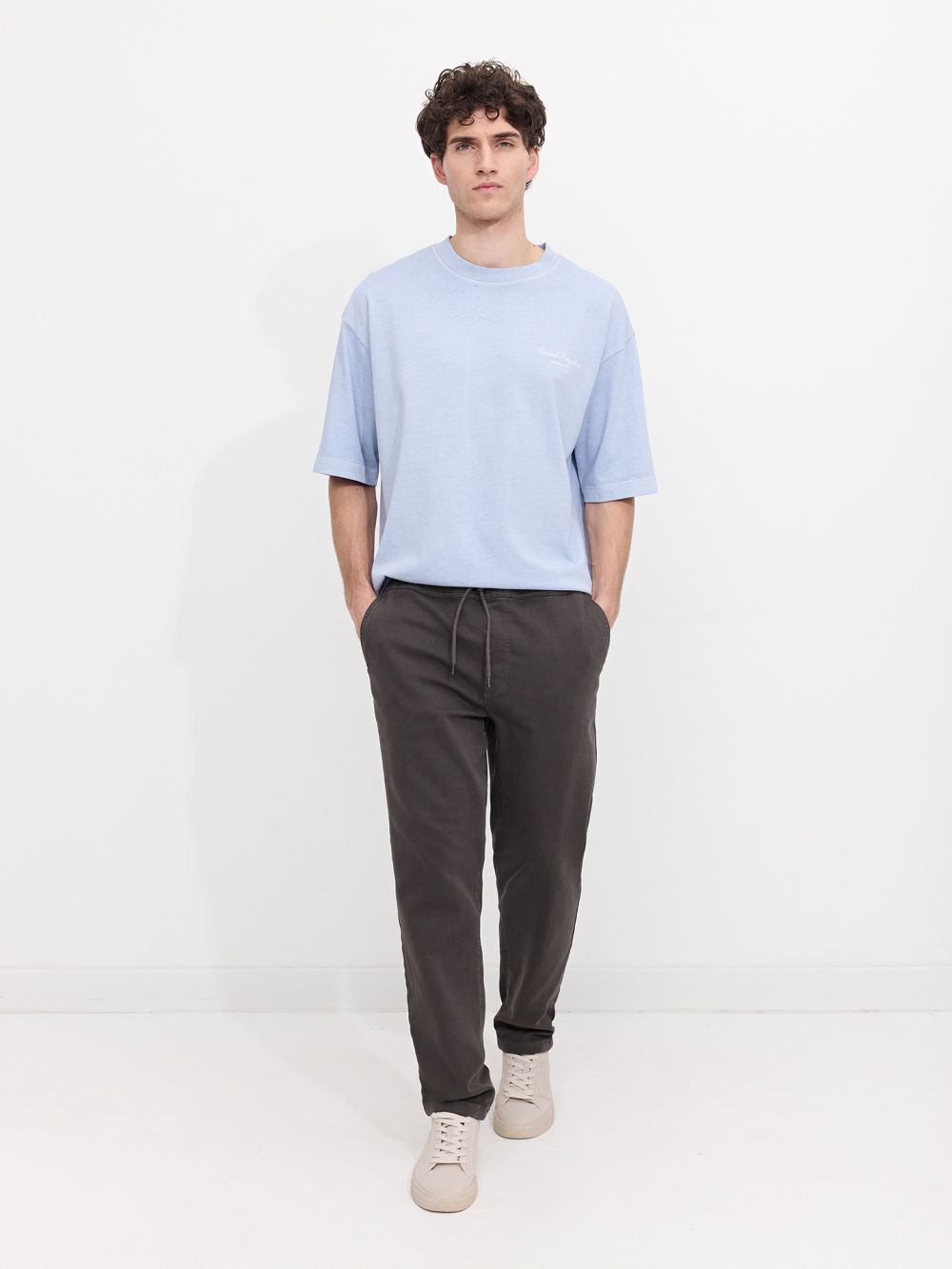 מכנסי ג’וגר