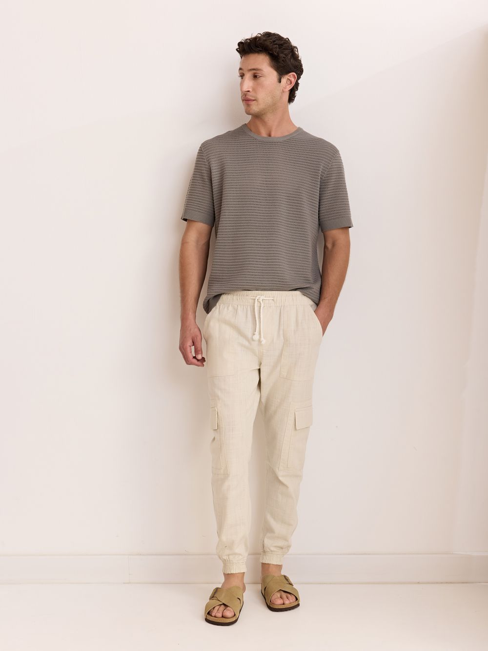 מכנסיים במראה פשתן