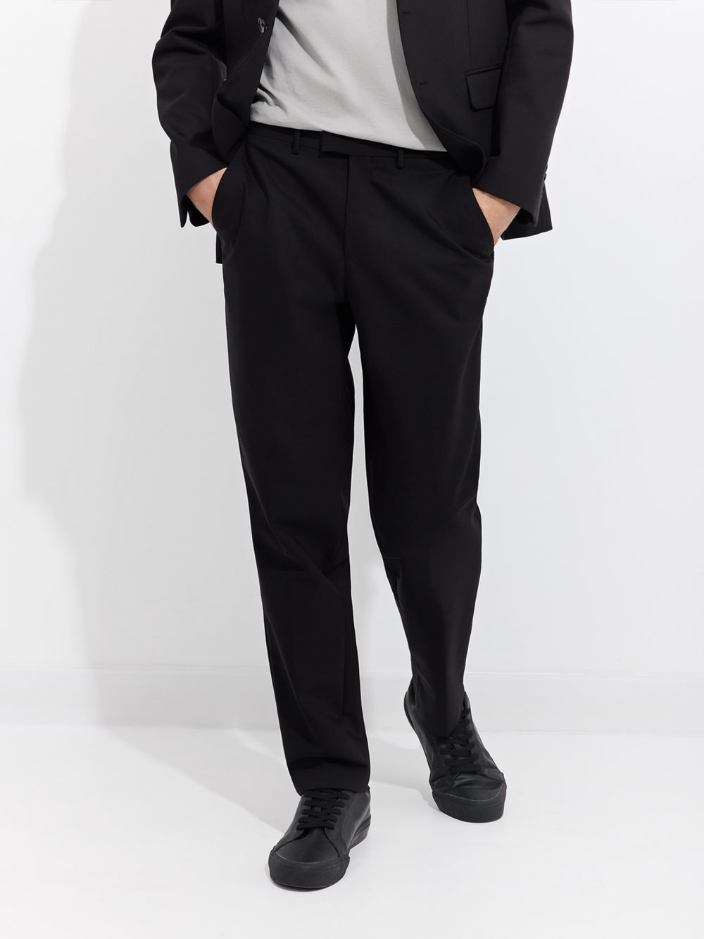 מכנסיים מחוייטים