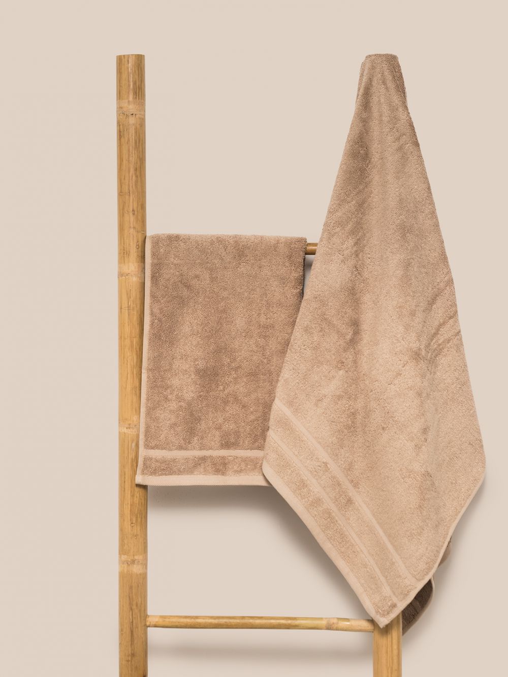 מגבת במבוק בשילוב כותנה 600GSM 50X70CM