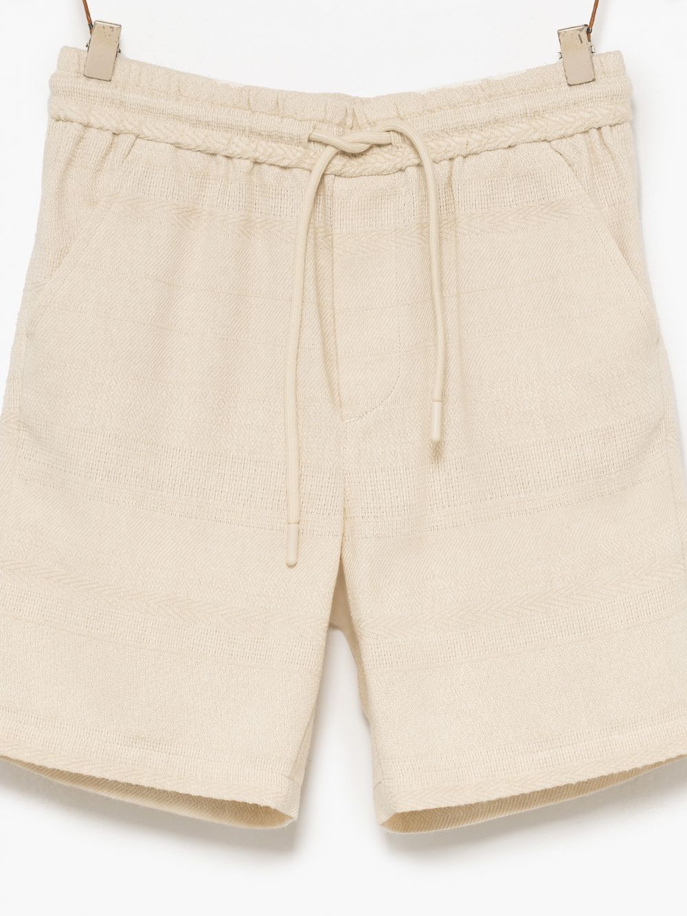 מכנסיים בד טקסטורה