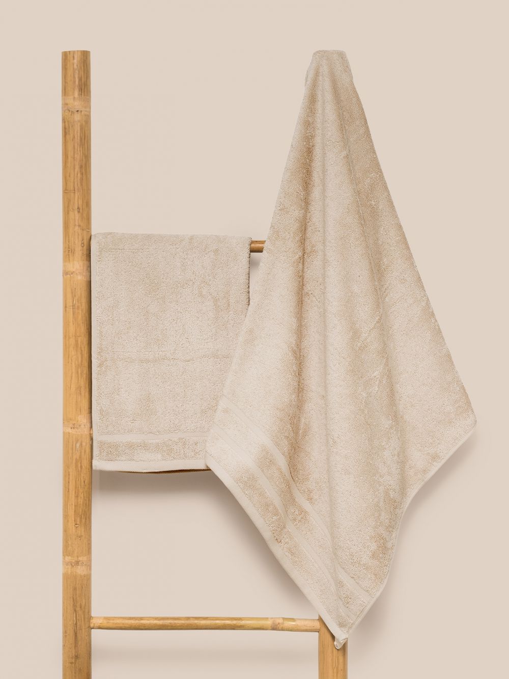 מגבת במבוק בשילוב כותנה 600GSM 70X130CM