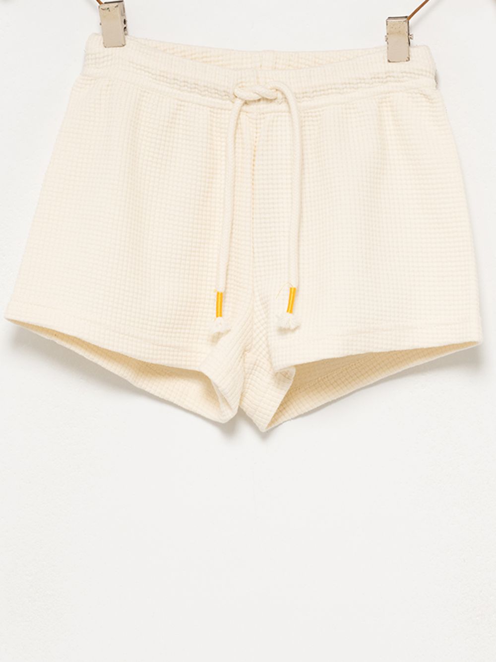 מכנסי שורט וופל