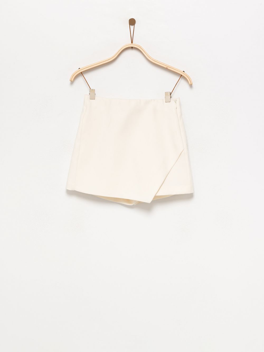 חצאית מכנסיים