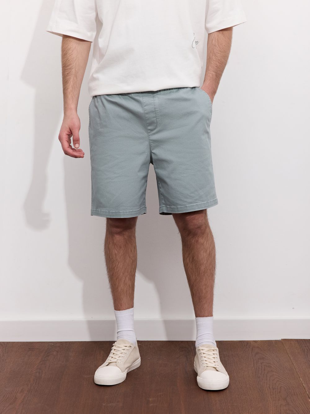 ברמודה עם גומי במותן