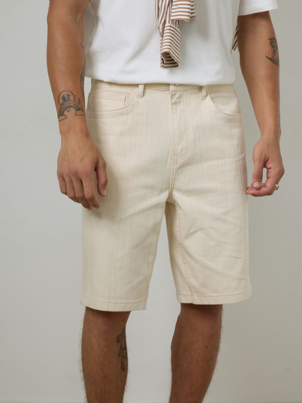 ברמודה בגזרה משוחררת עם טקסטורה