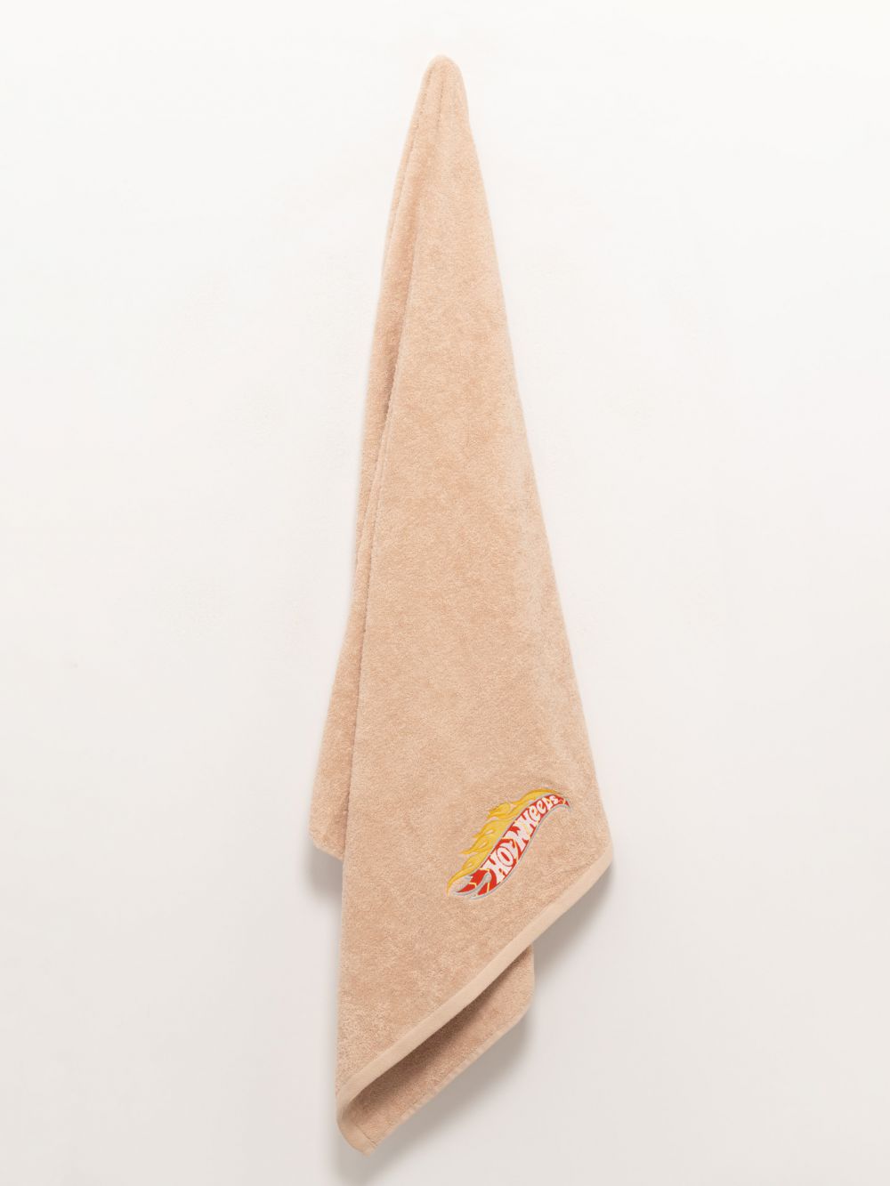 מגבת Hot wheels 90x120cm