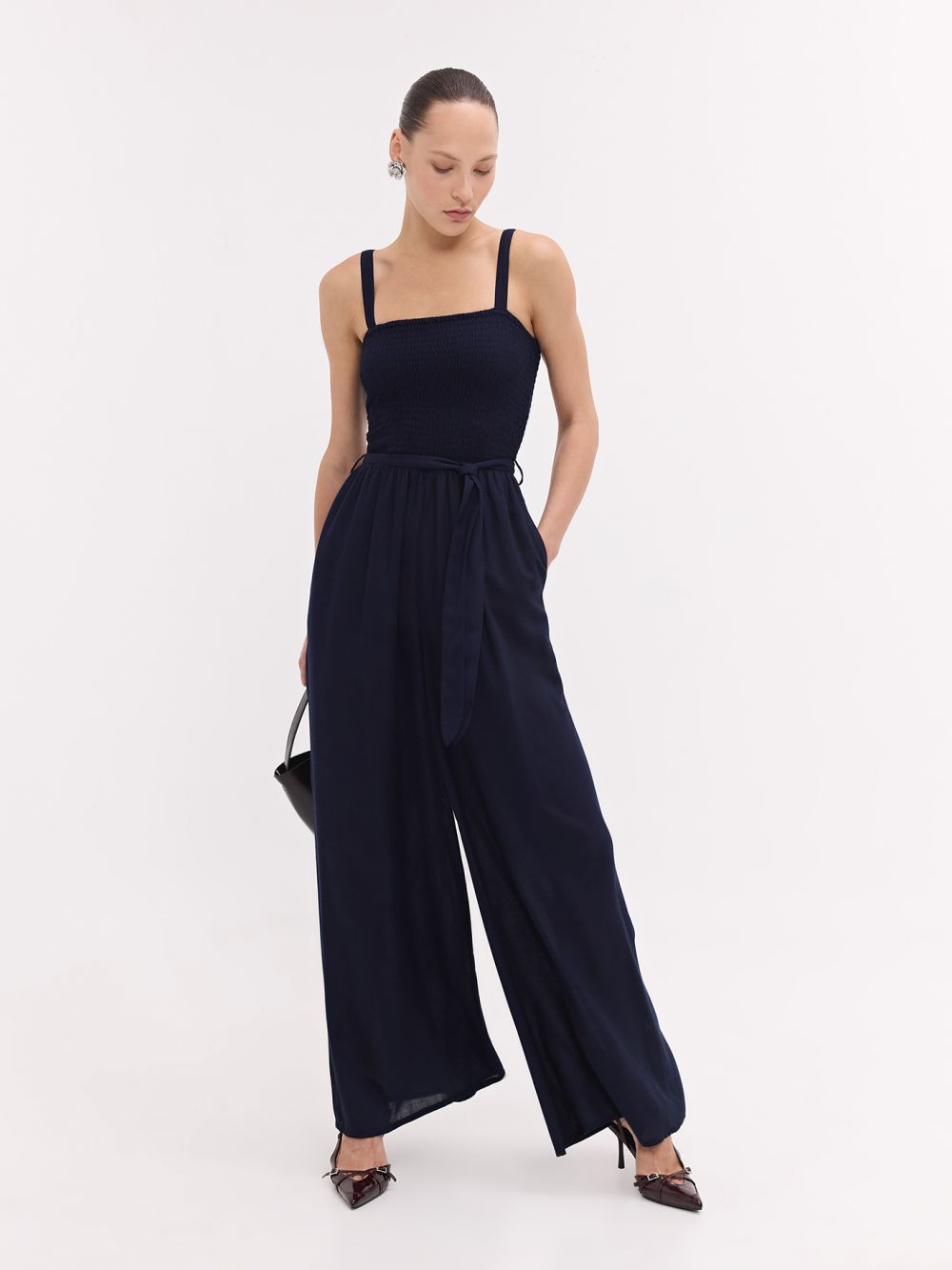 אוברול עם חגורה