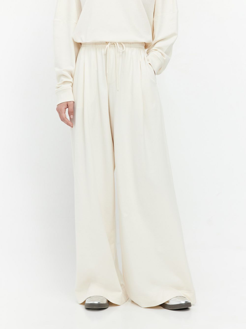 מכנסי פוטר WIDE LEG עם קפלים