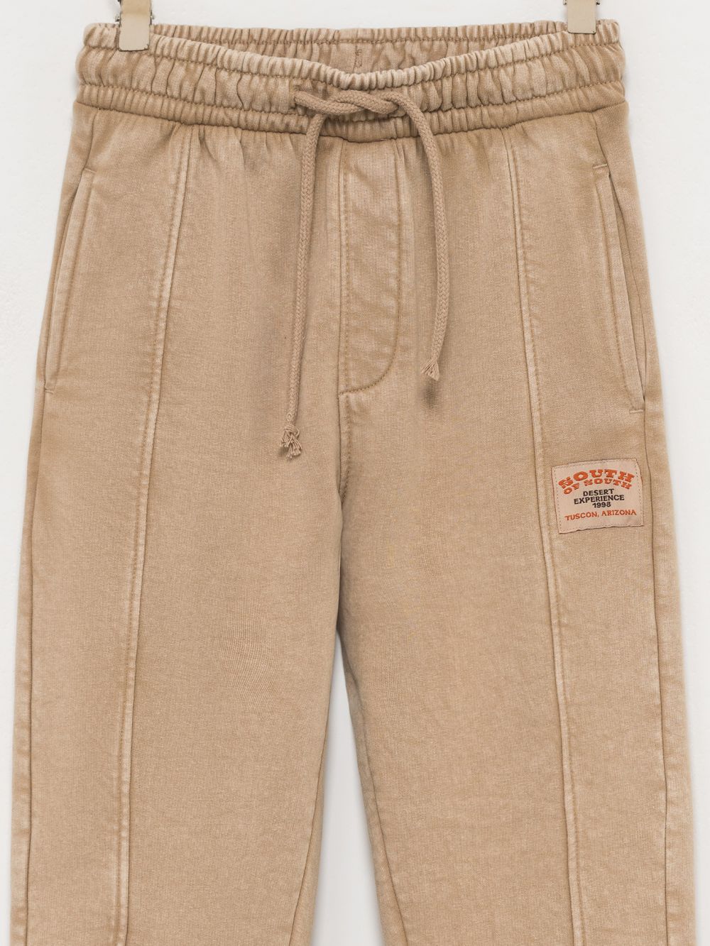 מכנסי פוטר שטופים