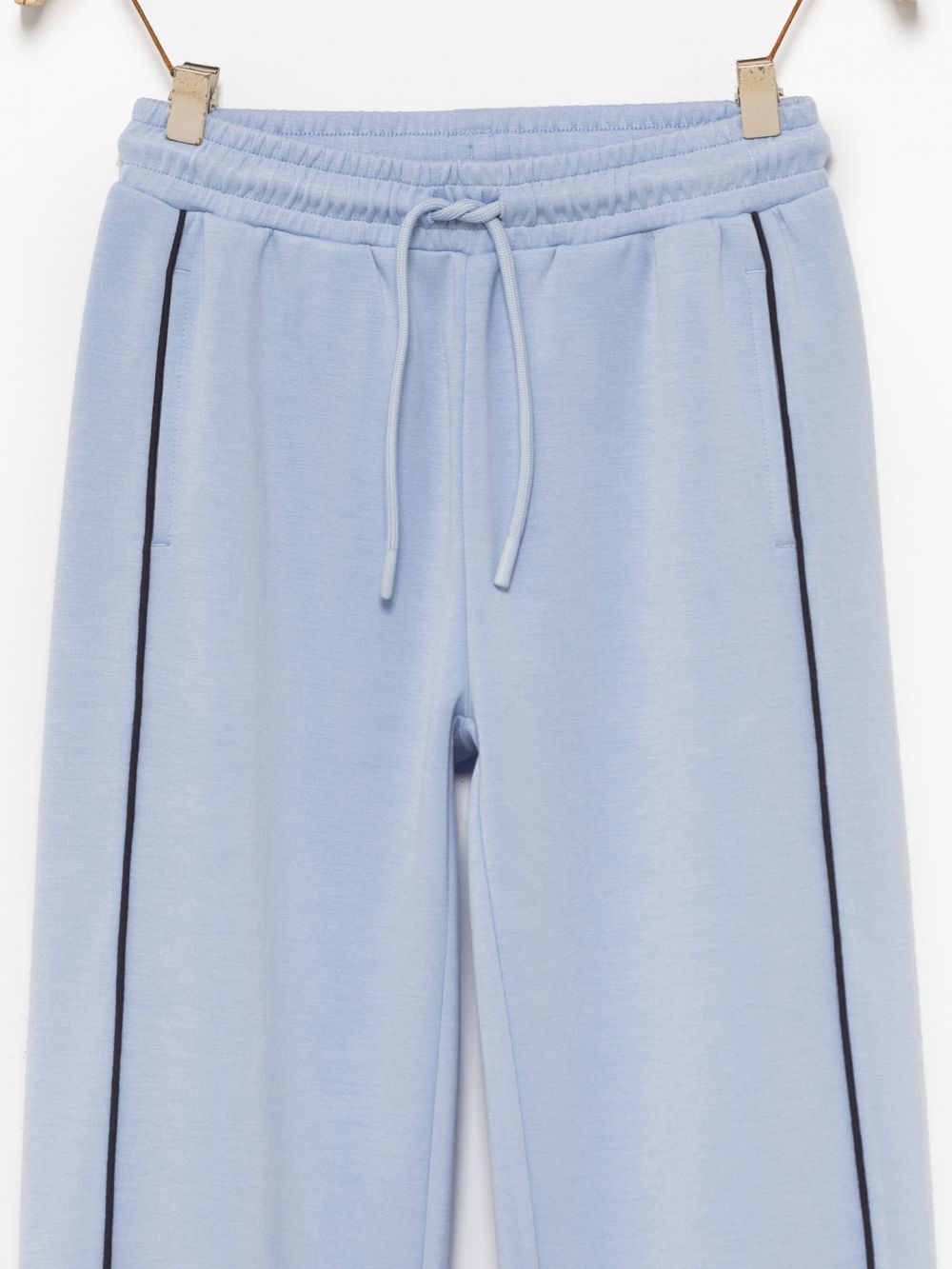 מכנסי אקטיב