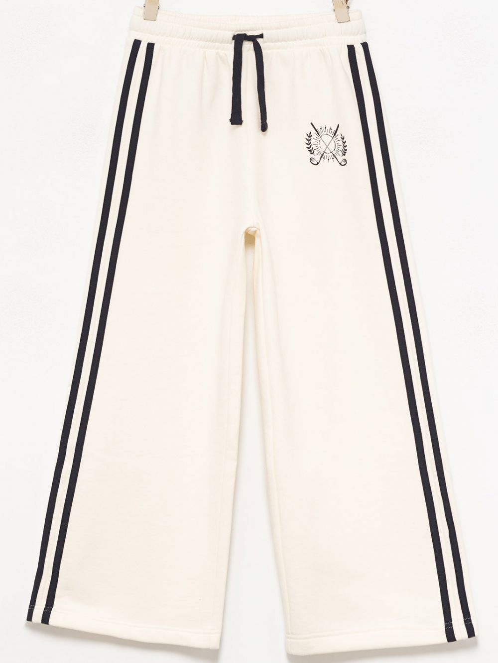 מכנסיים מתרחבים