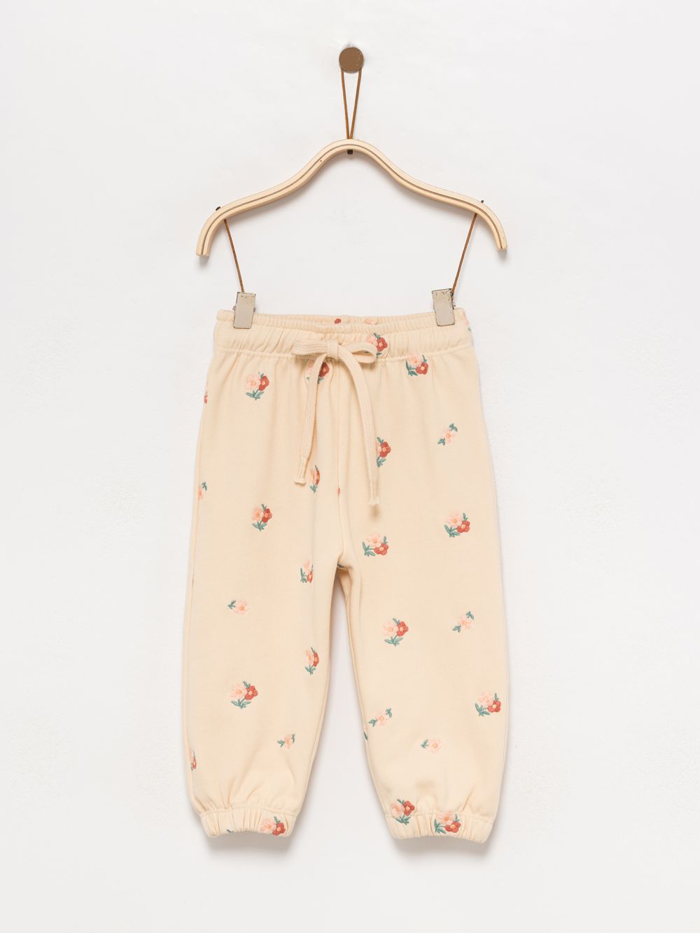 טרנינג עם רקמה